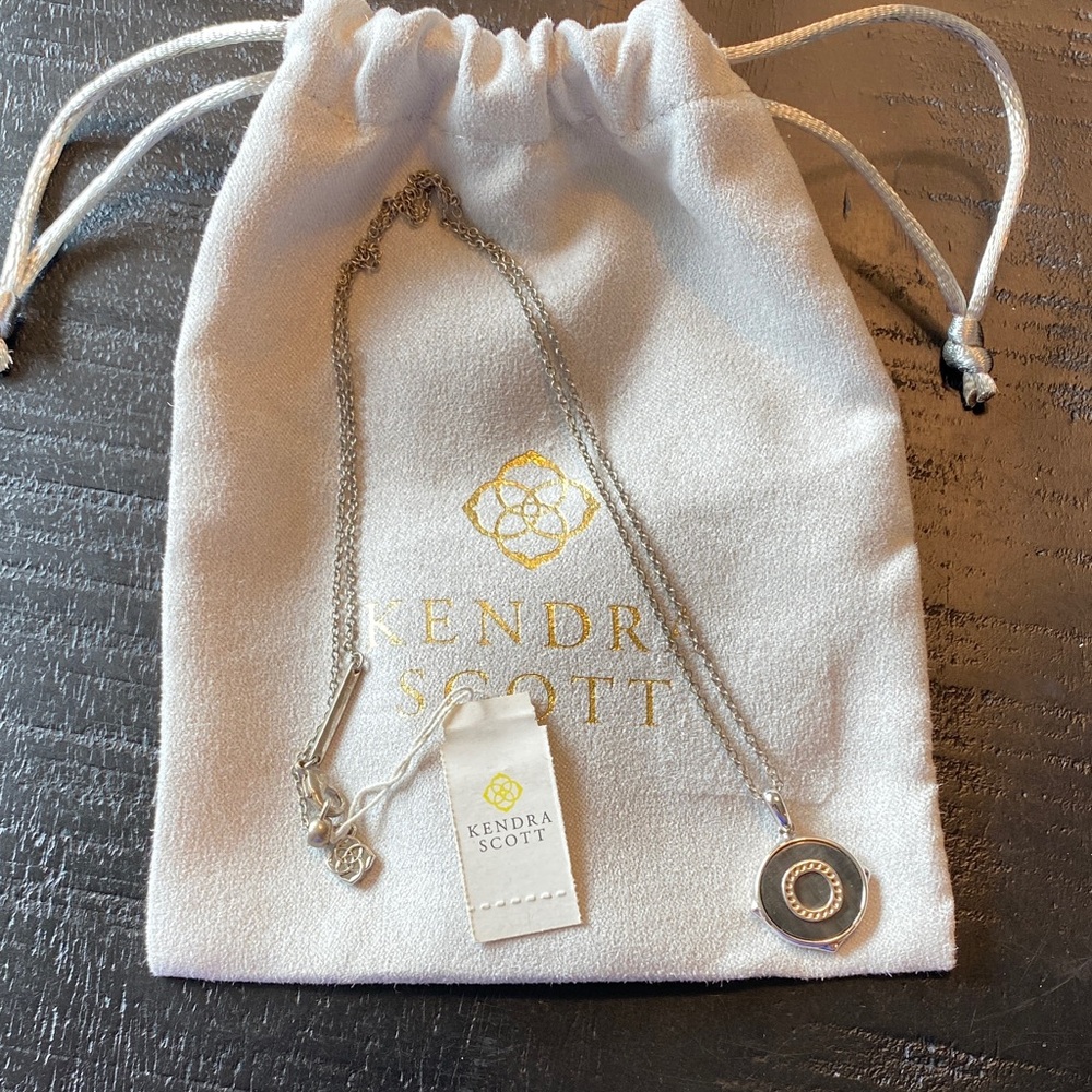 Kendra Scott Silver and Black Letter O Necklace
